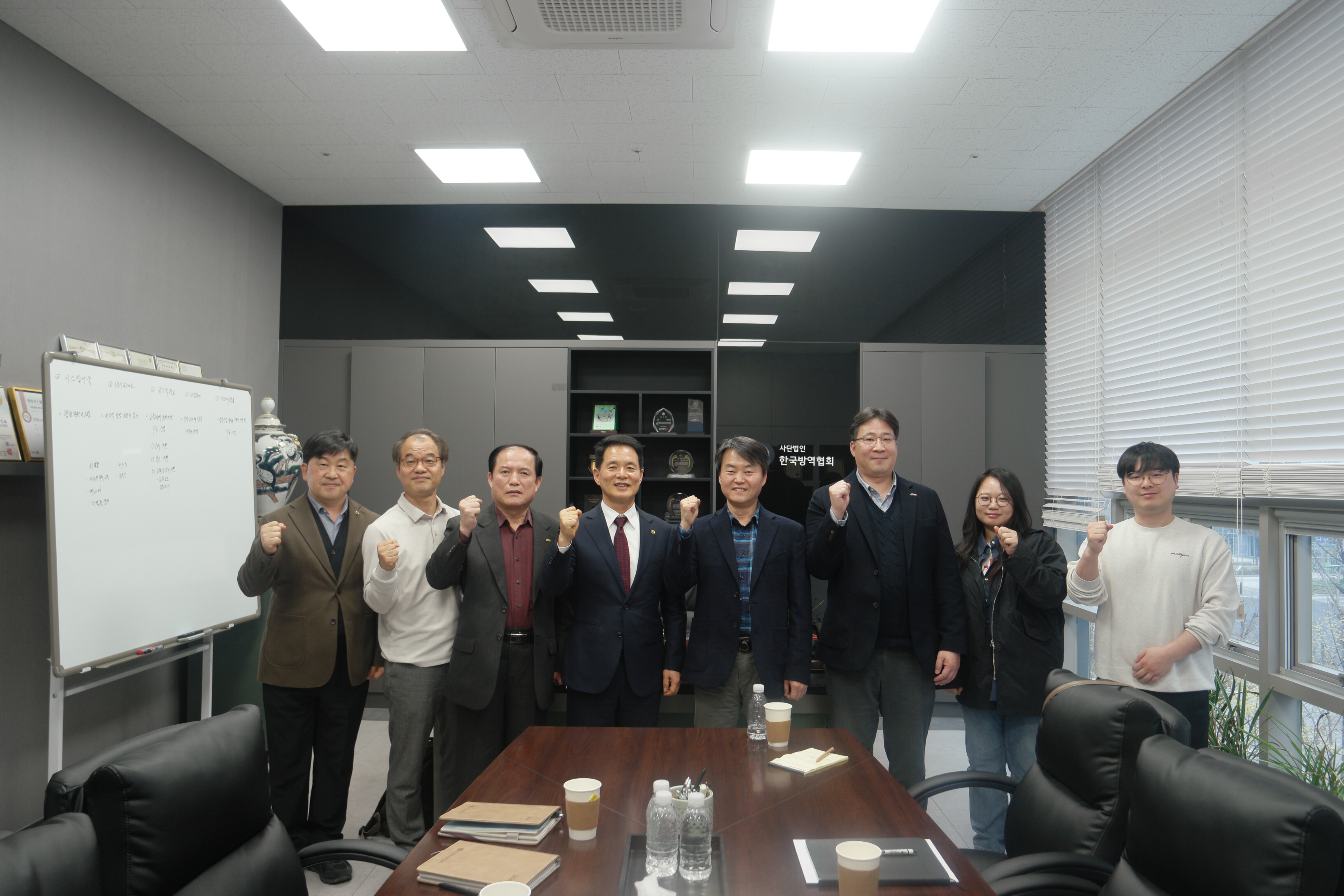 게시판 본문의 첨부파일 이미지입니다. : 국립생물자원관, 삼육대 김동건 교수, 협회 방문_1.JPG